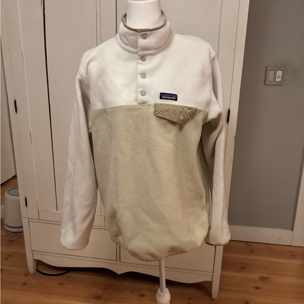 Patagonia Synchilla White Fleece